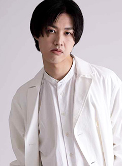 ���c����